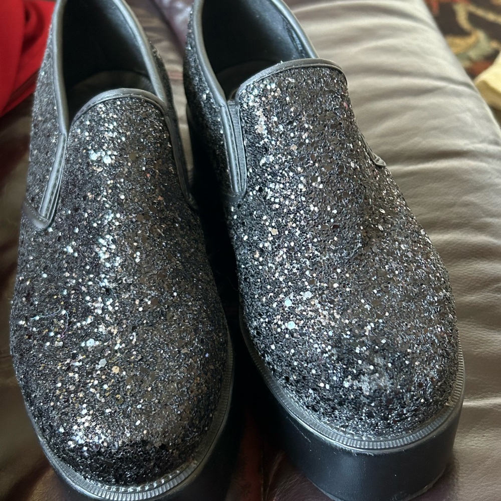 T.U.K. Platform shoes size 4